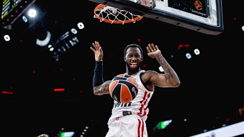 Ολυμπιακός, Ντόντα Χολ: Κάνει... πάρτι πάνω από τη στεφάνη με απίθανο ποσοστό στα δίποντα!