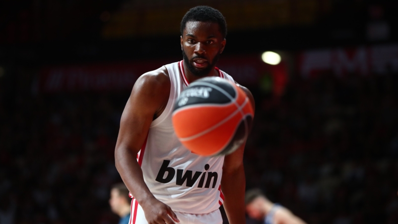 Κίναν Έβανς, Ολυμπιακός: Η κίνηση που δείχνει την αμέριστη στήριξη στον παίκτη