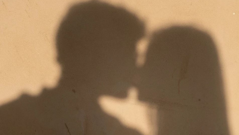 Το πρώτο φιλί στον κόσμο δόθηκε πριν 21 εκατομμύρια χρόνια, όταν ακόμη δεν υπήρχαν άνθρωποι: Τα ευρήματα νέας έρευνας