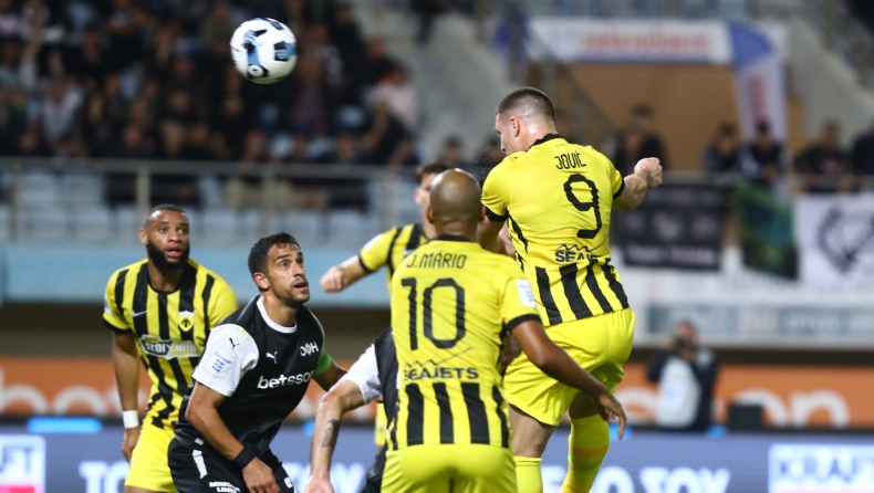 ΟΦΗ - ΑΕΚ: Ακυρώθηκε γκολ του Γιόβιτς για φάουλ του Μουκουντί (vid)