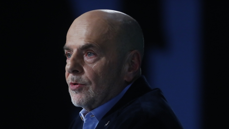 Αλαφούζος: «Εμείς δεν ανατινάζουμε φούρνους, ούτε δέρνουμε διαιτητές»!