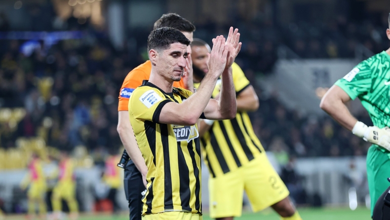 Μάνταλος: «Απίθανο συναίσθημα να σε χειροκροτεί ένα ολόκληρο γήπεδο»