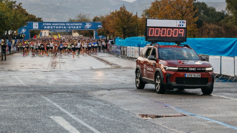 Με «οδηγό» το Dacia Bigster ο Καραΐσκος νικητής στον Αυθεντικό Μαραθώνιο Αθήνας
