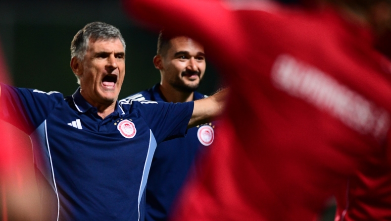 «Ο Μεντιλίμπαρ κατοικεί στον Ολυμπο»: Η αποθέωση των Ισπανών στον τεχνικό του Ολυμπιακού