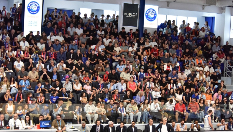 Χατζηελευθερίου: «Να πάρουμε ώθηση από τη στήριξη του κόσμου στη Μύκονο»