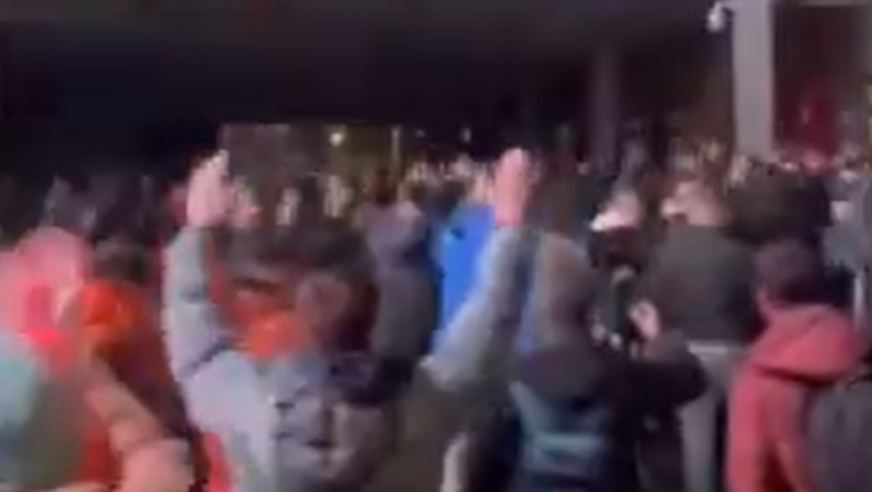 Ομπράντοβιτς: Στήριξη απ'τους οπαδούς της Παρτίζαν έξω από το γήπεδο