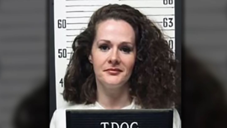 Η πρώτη γυναίκα που θα εκτελεστεί μετά από 200 χρόνια μαθαίνει την ημερομηνία θανάτου της (vid)