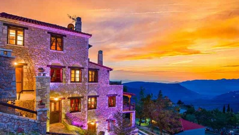 ViP Chalet 4 Epoches: Αυτά τα Χριστούγεννα… είναι ένα δώρο για σένα!