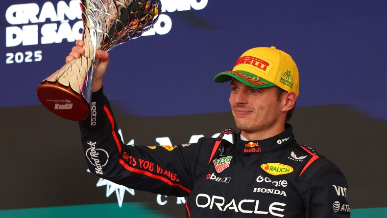 F1 - Φερστάπεν: «Απίστευτο αποτέλεσμα, δεν τα παρατήσαμε ποτέ»