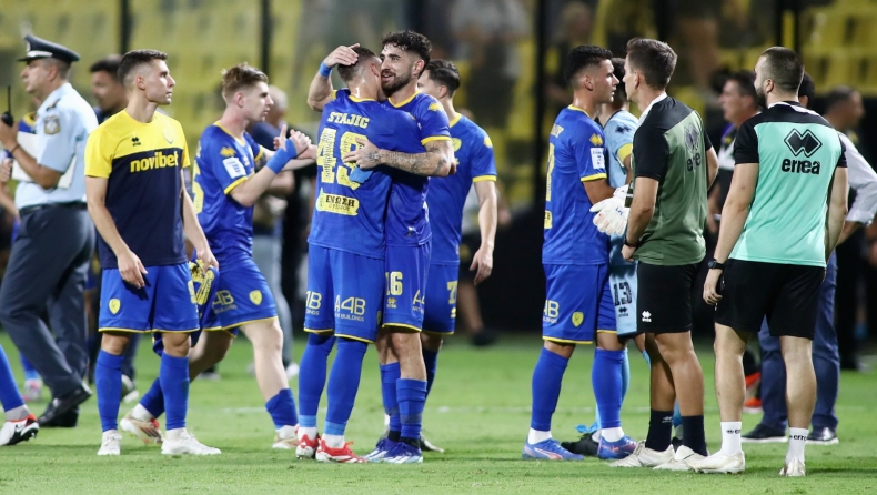 Παναιτωλικός: «Ερωτηματικό» για Ολυμπιακό ο Σιέλης, θλάση ο Στάγιτς