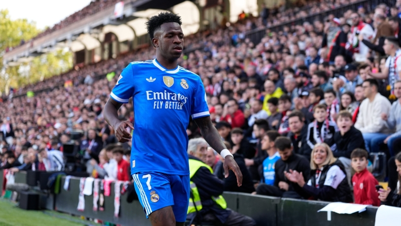 Βινίσιους: Νέο... σόου με «κράξιμο» σε οπαδούς της Ράγιο και τον Τσάμπι Αλόνσο (vid)!