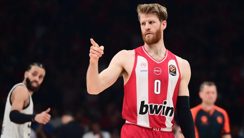 Γουόκαπ για Έβανς: «Η ομάδα τον πιστεύει, εμείς τον πιστεύουμε και τον περιμένουμε δίπλα μας»