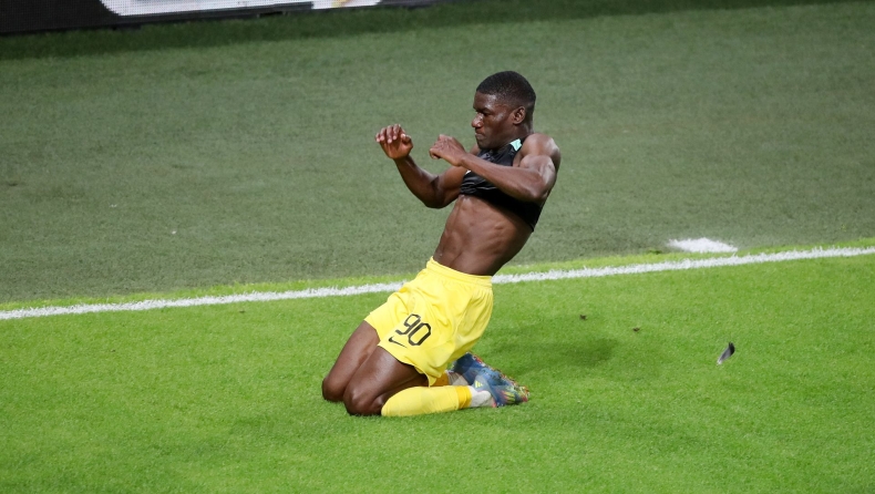 Ζίνι: «Με αυτό το γκολ δώσαμε χαρά στον κόσμο μας» (vid)