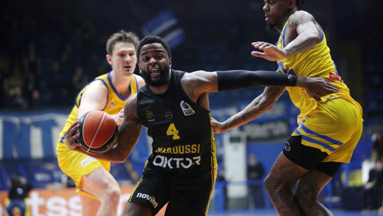 Μαρούσι: Νοκ άουτ ο Μέικον