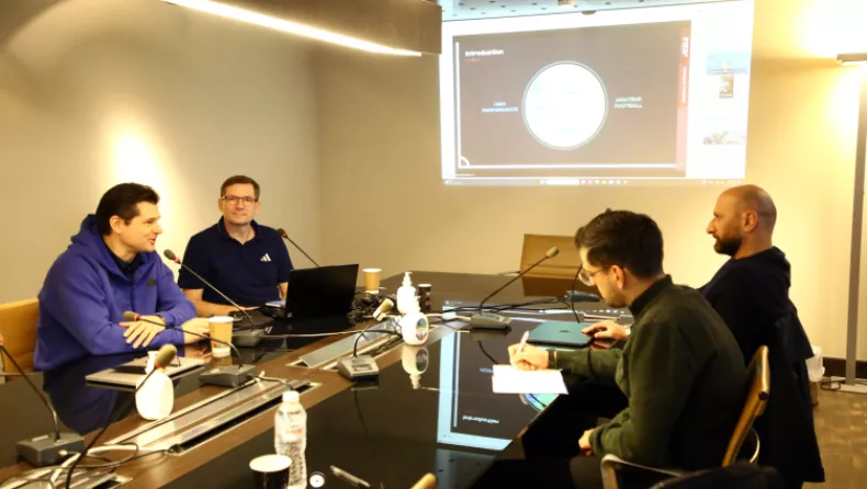 Τα ποδοσφαιρικά γήπεδο που διαθέτει η χώρα μας