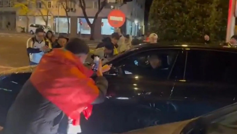 Οπαδοί της Ρεάλ Μαδρίτης σταμάτησαν το αυτοκίνητο του Αλόνσο: «Υπομονή Τσάμπι, σε εμπιστευόμαστε»
