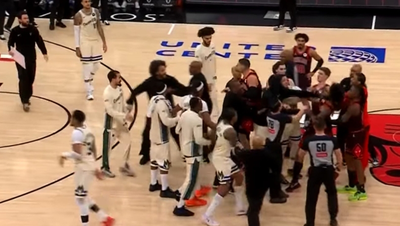 Αντετοκούνμπο: Άναψαν τα αίματα στο Σικάγο - Έξαλλοι οι Μπουλς με το κάρφωμα «ανεμόμυλο»