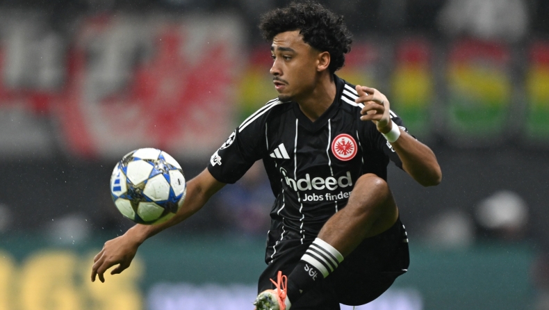 Άιντραχτ: «Τσεκάρουν» 22χρονο μπακ των Αετών Ρεάλ και Μπαρτσελόνα