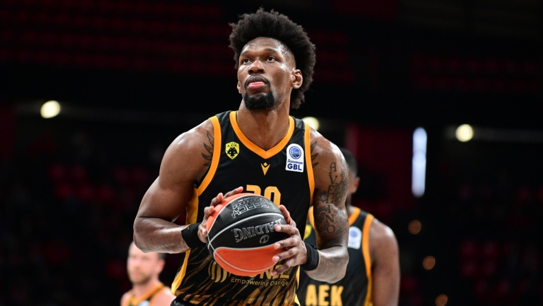 ΑΕΚ: Σίλβα και άλλοι 4 νοκ άουτ