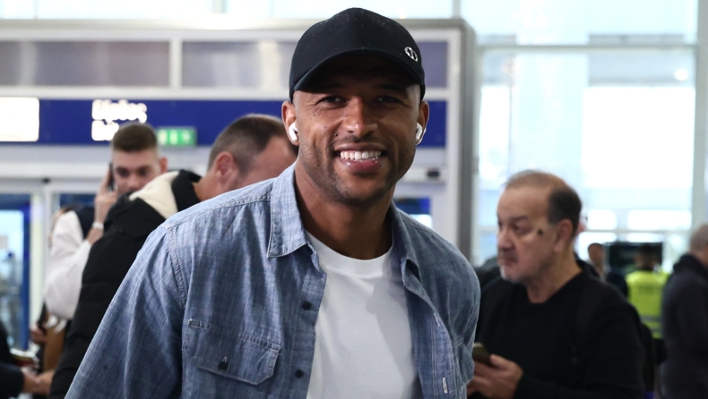 Ολυμπιακός: Ξεκίνησε το μακρύ ταξίδι για την Αστάνα