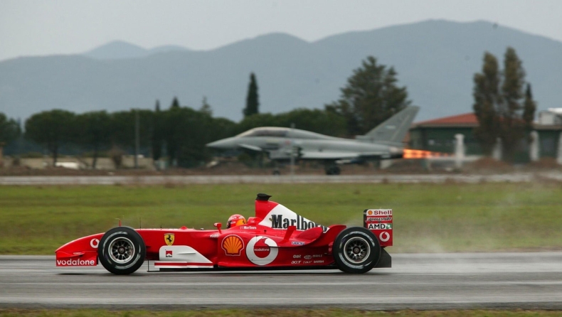 Σαν Σήμερα: Ο Σουμάχερ έκανε κόντρα με μαχητικό αεροσκάφος (vid)