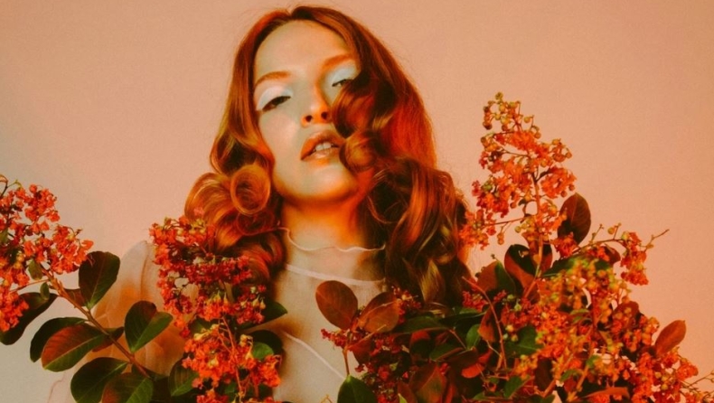 Αν χρησιμοποιείς αυτές τις 8 λέξεις στις συζητήσεις σου, οι άνθρωποι πιστεύουν ότι είσαι εξαιρετικά ευφυής