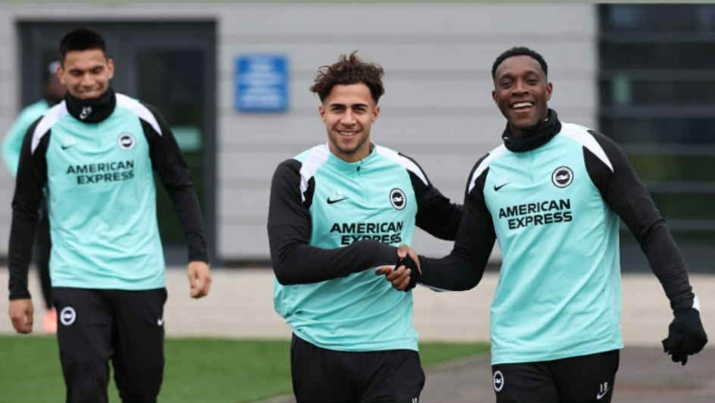 Κωστούλας: Το story του Γουέλμπεκ στα... ελληνικά