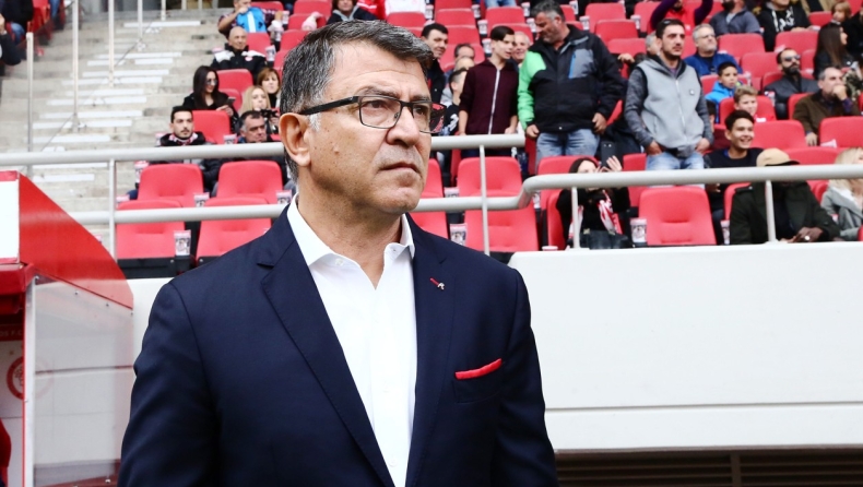 Επιστροφή στους πάγκους για τον Τάκη Λεμονή: Υπέγραψε στην Ραντνίσκι!