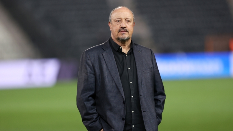 Σαν να μην έχει έρθει ποτέ