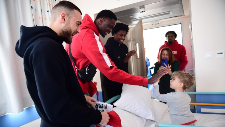 Ολυμπιακός: Επίσκεψη στο Ιατρικό Κέντρο Αθηνών 