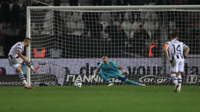 ΠΑΟΚ - Αρης: Ο Γιακουμάκης με πέναλτι έδωσε ξανά προβάδισμα στον Δικέφαλο!