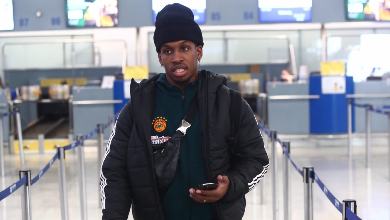 Σορτς: «Όλοι πρέπει να βγουν μπροστά με την απουσία του Σλούκα»