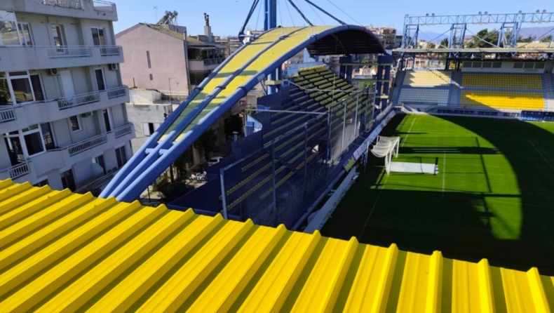 Παναιτωλικός: Μπαίνουν τα πάνελ στο στέγαστρο της μικρής εξέδρας 