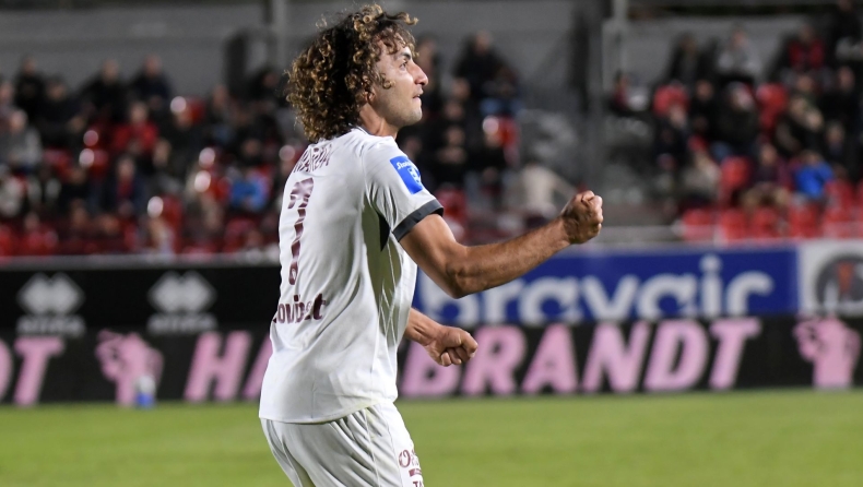 ΑΕΛ: Ανατροπή με Ουάρντα, μένει στους «βυσσινί»