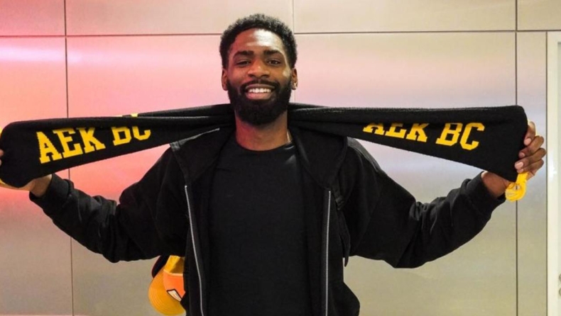 ΑΕΚ: Έφτασε Αθήνα ο Φίζελ και ετοιμάζεται για ντεμπούτο με Καρδίτσα