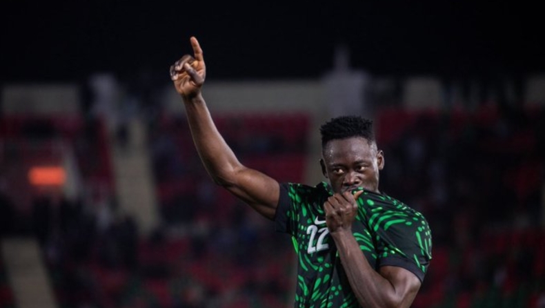 Ο Άκορ Άνταμς αποχώρησε από το προπονητικό καμπ της Νιγηρίας!