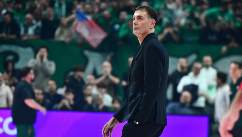 Παναθηναϊκός - Ολυμπιακός: «Πράσινος» φίλαθλος χειροκρότησε τον Μπαρτζώκα στην είσοδό του - Η αντίδρασή του