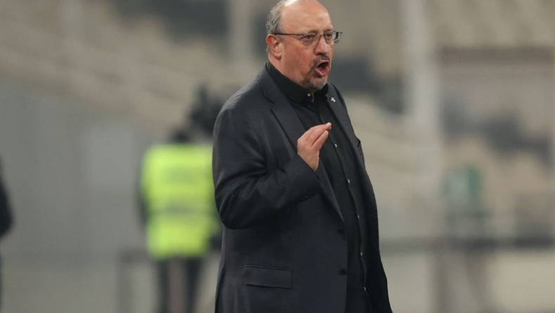 Μπενίτεθ: «Μία καλή ομάδα ανταποκρίνεται σε διαφορετικά συστήματα έχοντας την ίδια ιδέα»