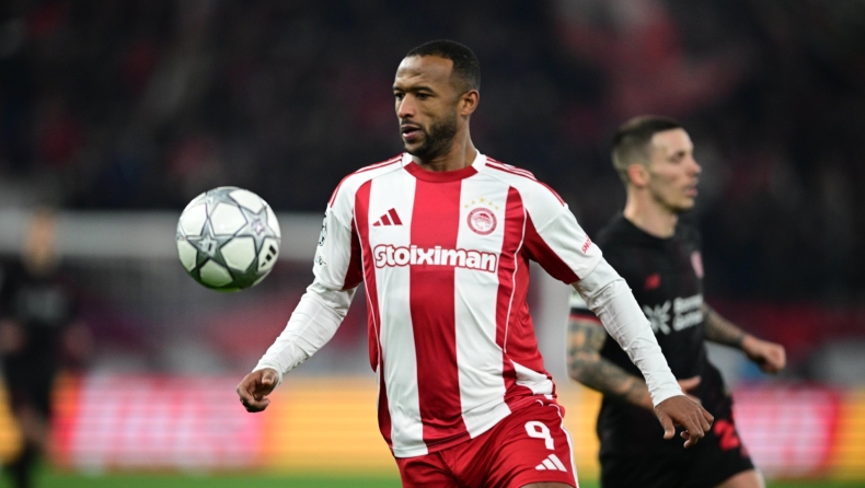 Ολυμπιακός - Λεβερκούζεν: Ο Ελ Καμπί επέστρεψε στο Καραϊσκάκη και αποθεώθηκε (vid)