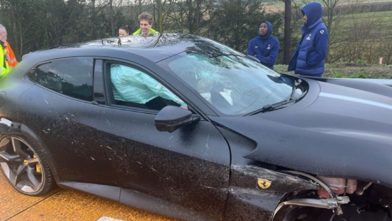 Champions League: Τροχαίο για τον Μουάνι, αλλά χωρίς τραυματισμό