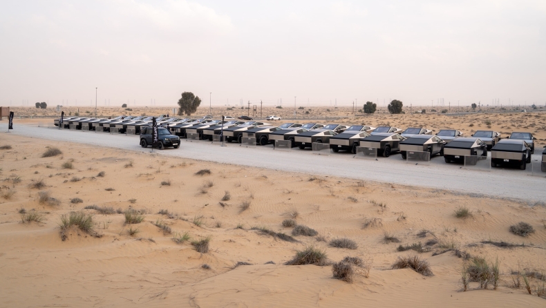 Tesla Cybertruck: Απόβαση στο Ντουμπάι αφού η Αμερική τού γυρνά την πλάτη