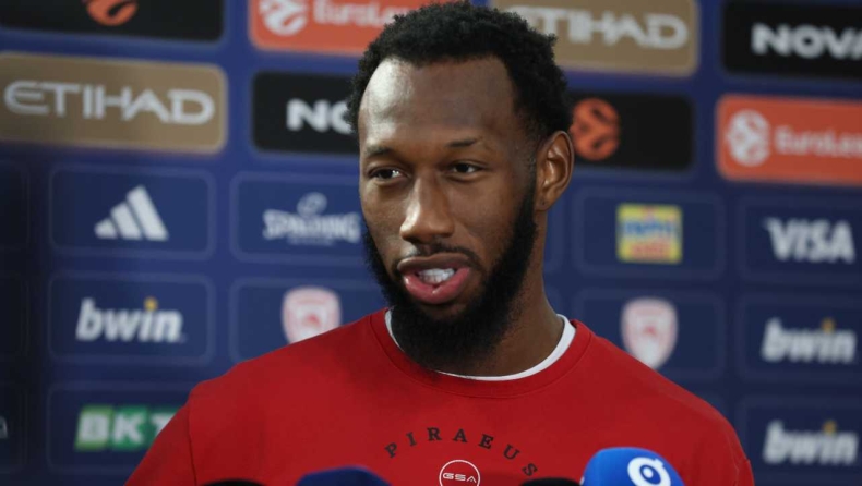 Χολ για τον ανταγωνισμό στους σέντερ: «Ο ένας βγάζει από τον άλλον το καλύτερο δυνατό»