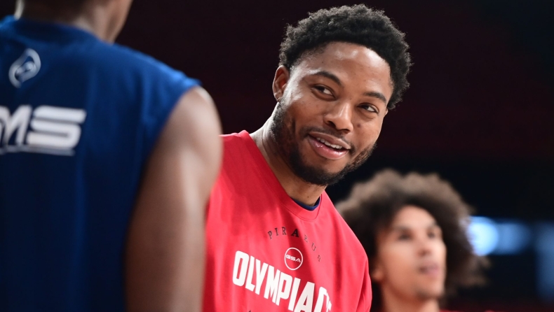 Ταϊρίκ Τζόουνς: Το VIDEO του Gazzetta με την πρώτη του προπόνηση στον Ολυμπιακό