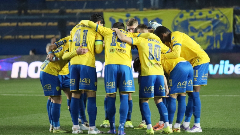 Παναιτωλικός - Λεβαδειακός: «Αναβρασμός» στις εξέδρες και αποδοκιμασίες