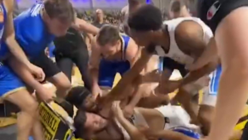 NBL: Κεφαλοκλείδωμα οδήγησε σε γενική σύρραξη με αποβολή επτά παικτών!