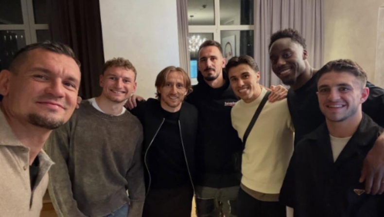 ΠΑΟΚ: Ο Μόντριτς υποδέχθηκε τους ασπρόμαυρους παίκτες