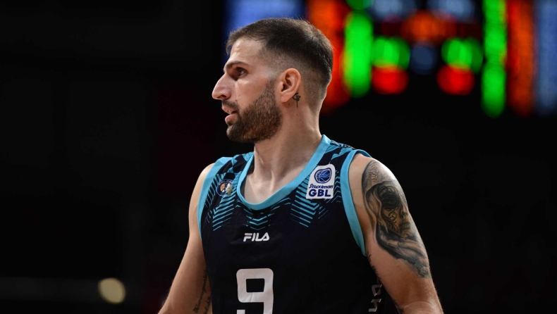 Πετρόπουλος: Κατέβασε το story για το πρόβλημα στα φρένα