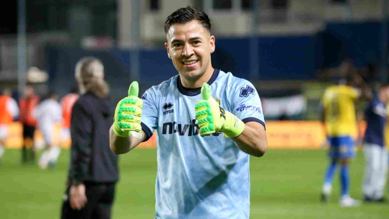 Στην Αθήνα ο Τσάβες για τον Παναθηναϊκό, περνάει ιατρικά