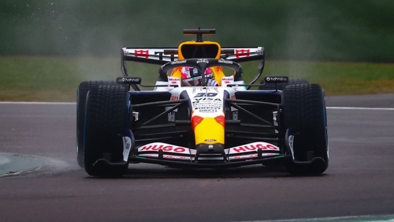 F1: Άλλο ένα μονοθέσιο του 2026 πάτησε πίστα - αυτό της RB