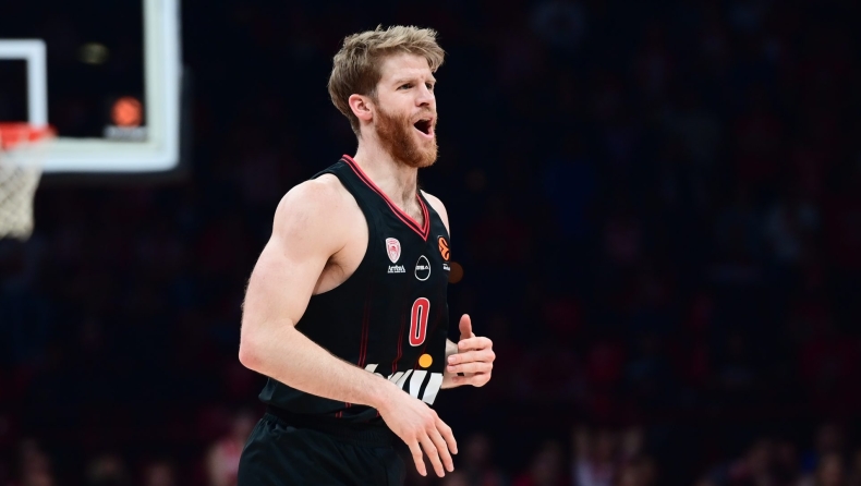 Γουόκαπ για Μόρις: «Με τους ιατρούς μας θα επιστρέψει πίσω γρήγορα»